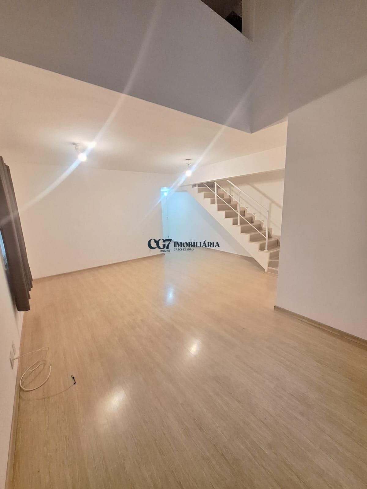 Apartamento para alugar com 2 quartos, 84m² - Foto 2