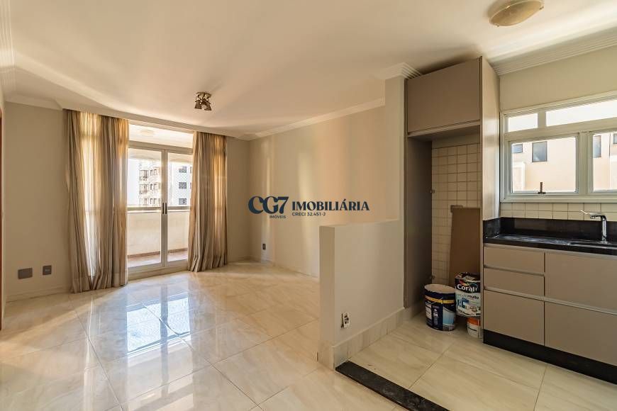 Apartamento à venda com 3 quartos, 76m² - Foto 3