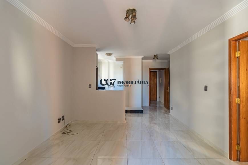 Apartamento à venda com 3 quartos, 76m² - Foto 1