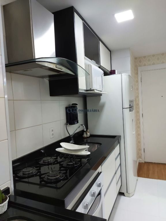 Apartamento à venda com 2 quartos, 51m² - Foto 12