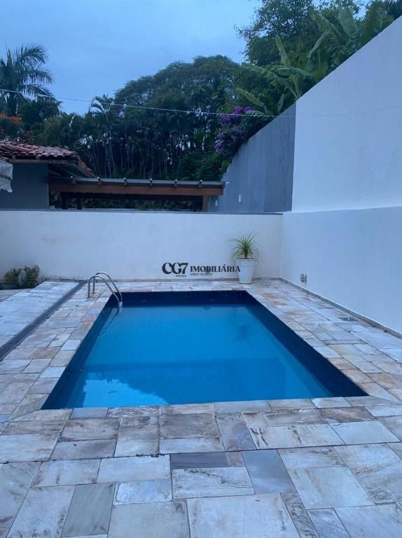 Casa de Condomínio à venda com 4 quartos, 306m² - Foto 4