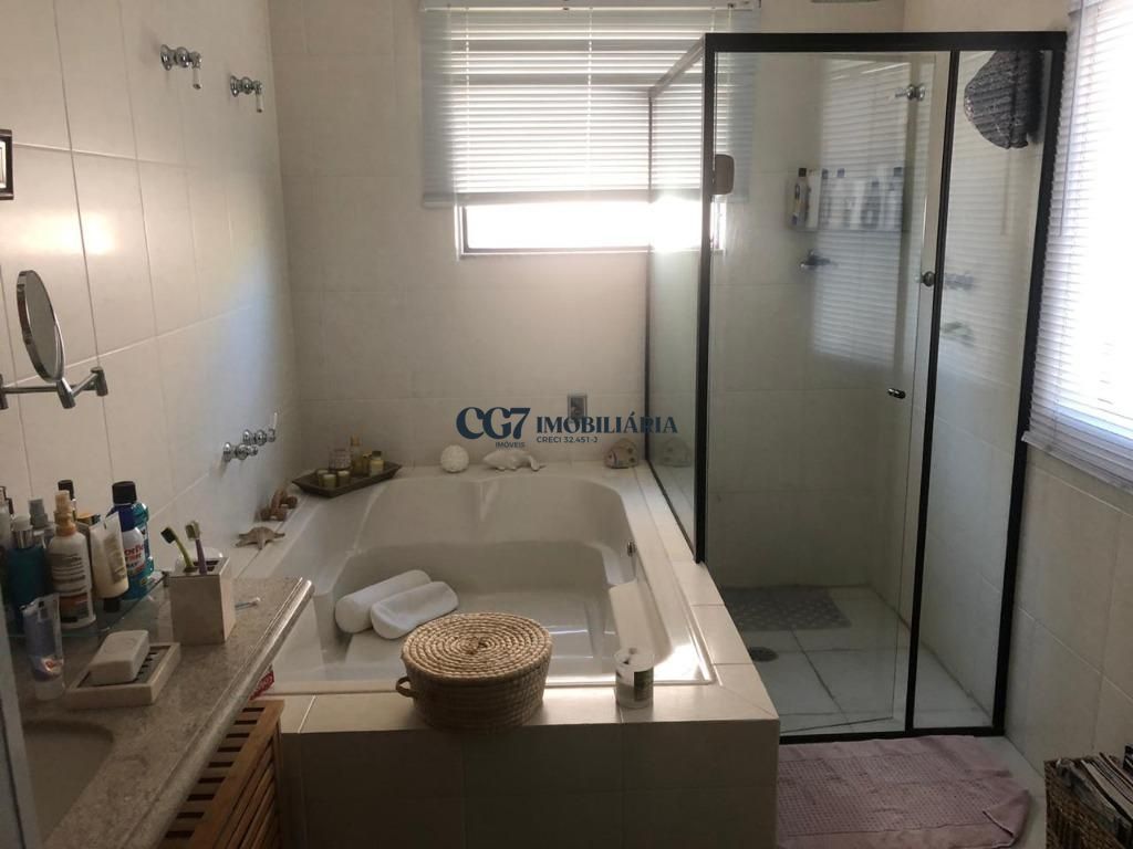 Casa de Condomínio à venda com 5 quartos, 370m² - Foto 14