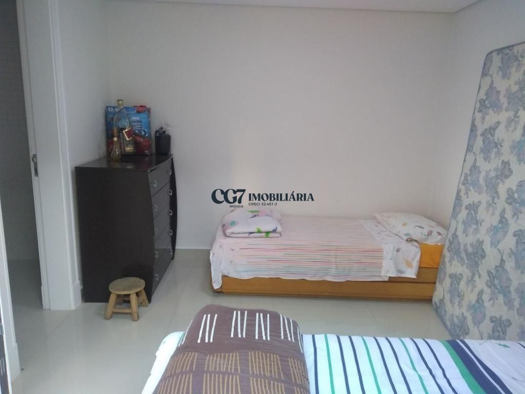 Casa de Condomínio à venda com 4 quartos, 245m² - Foto 15