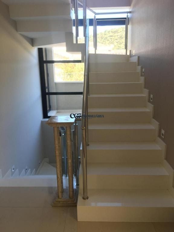 Casa de Condomínio à venda com 4 quartos, 471m² - Foto 13