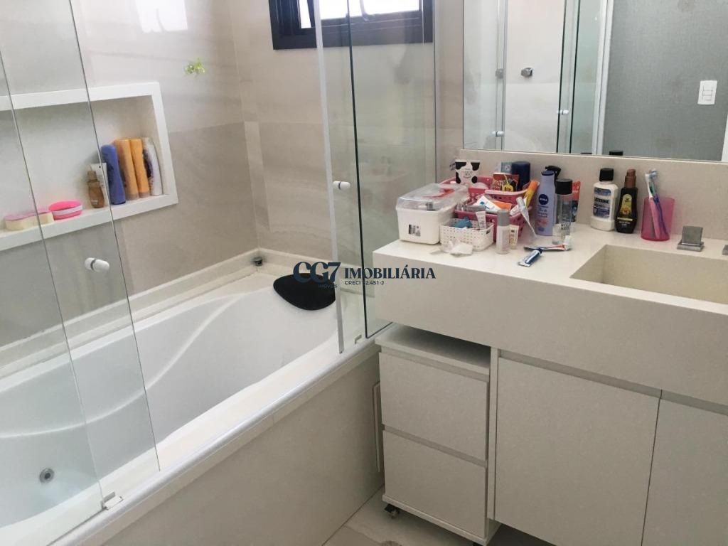 Casa de Condomínio à venda com 4 quartos, 471m² - Foto 17