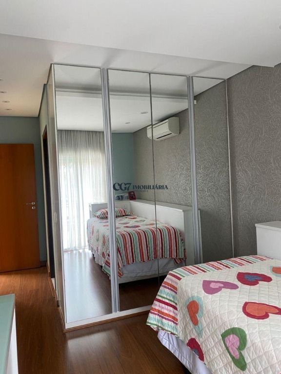 Casa de Condomínio à venda com 4 quartos, 300m² - Foto 15