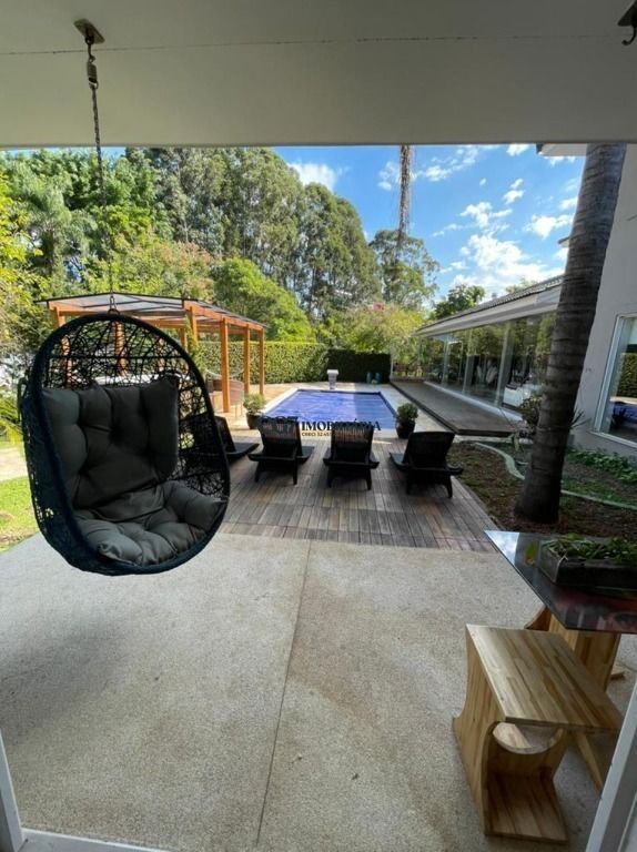 Casa de Condomínio à venda com 4 quartos, 750m² - Foto 33