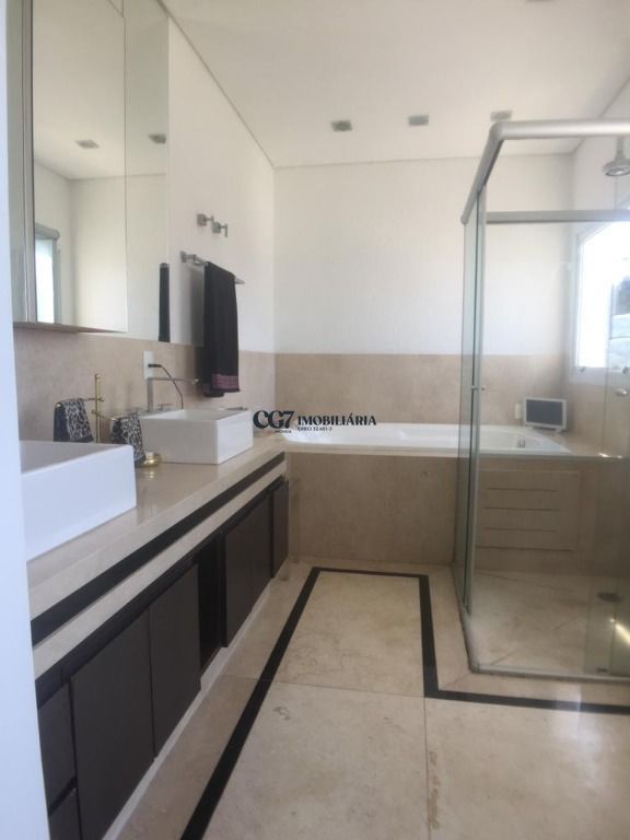 Casa de Condomínio à venda com 5 quartos, 460m² - Foto 32