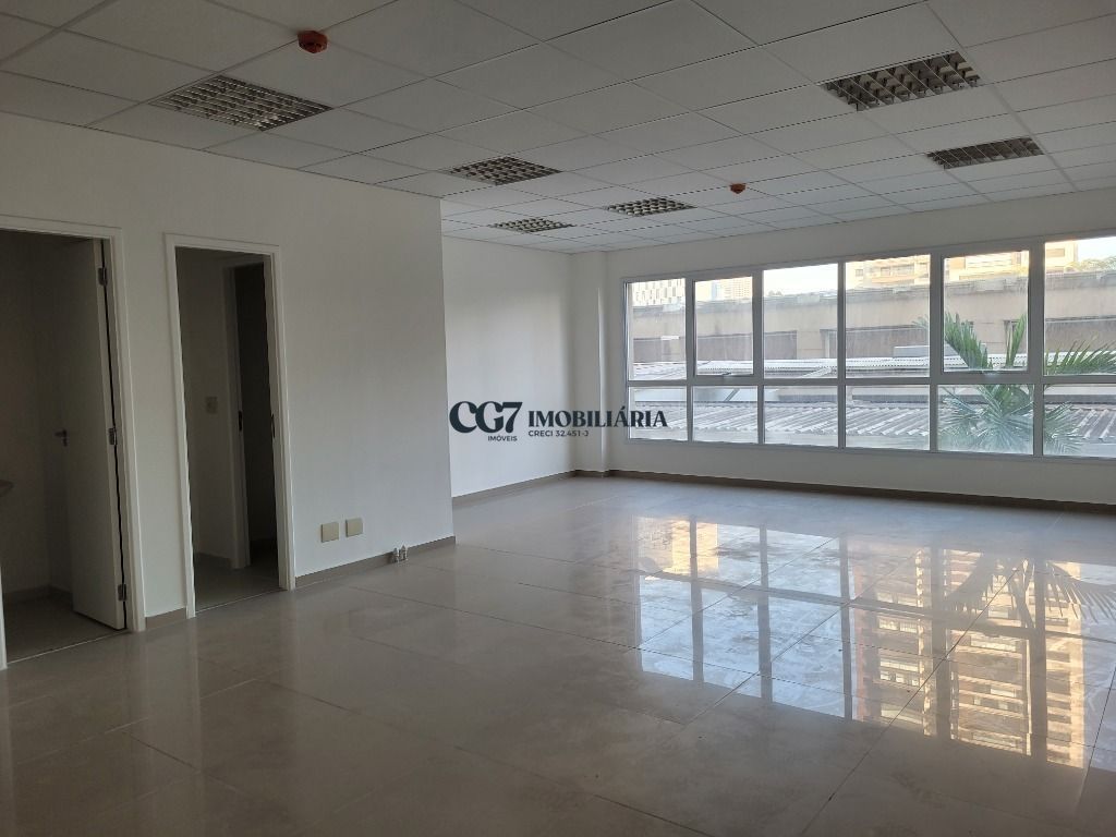 Conjunto Comercial-Sala à venda com 1 quarto, 55m² - Foto 2