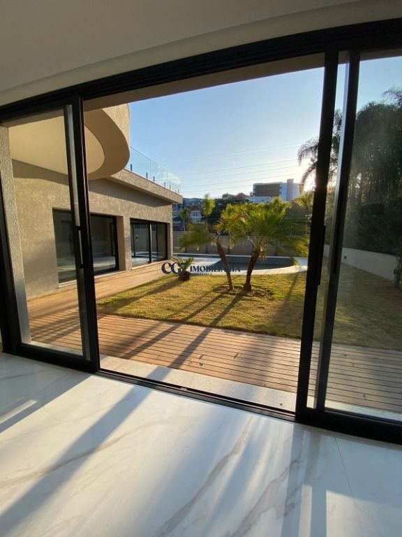 Casa de Condomínio à venda com 5 quartos, 750m² - Foto 17