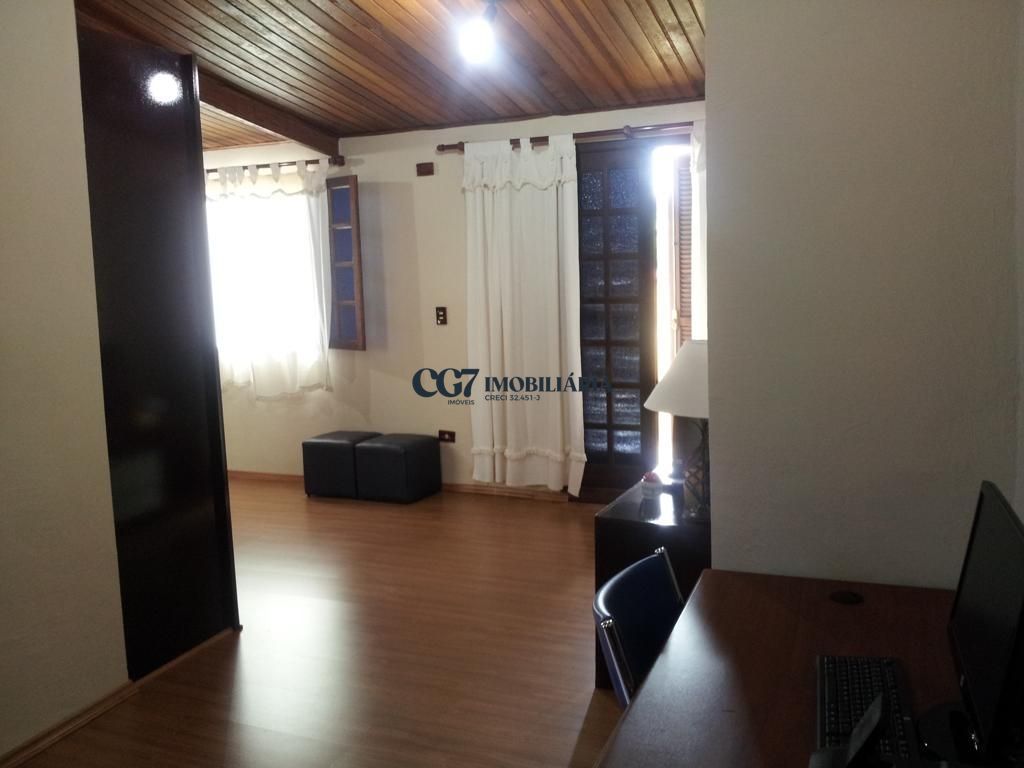 Sobrado à venda com 2 quartos, 168m² - Foto 5