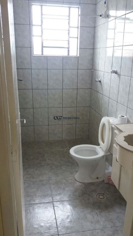 Casa à venda com 2 quartos, 210m² - Foto 17