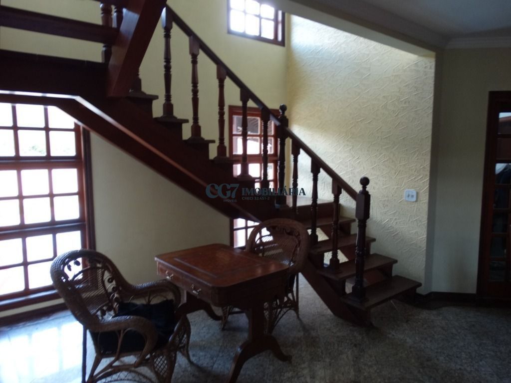 Casa de Condomínio à venda com 4 quartos, 422m² - Foto 4