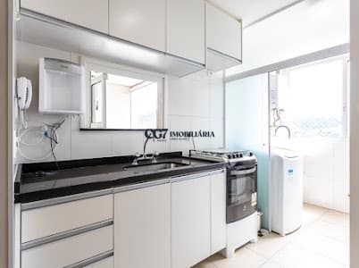 Apartamento à venda com 2 quartos, 72m² - Foto 5