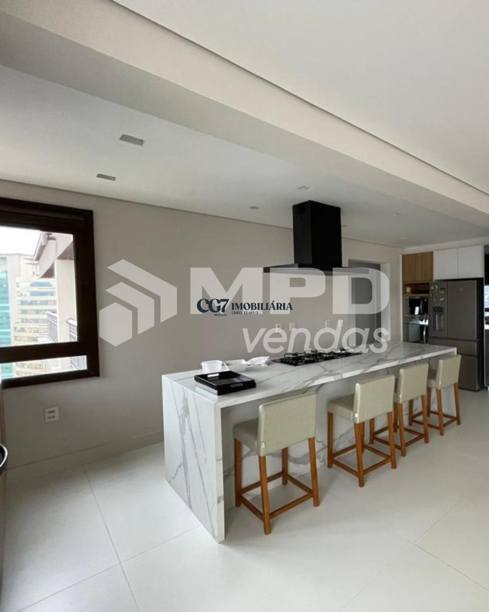 Apartamento à venda com 3 quartos, 228m² - Foto 5