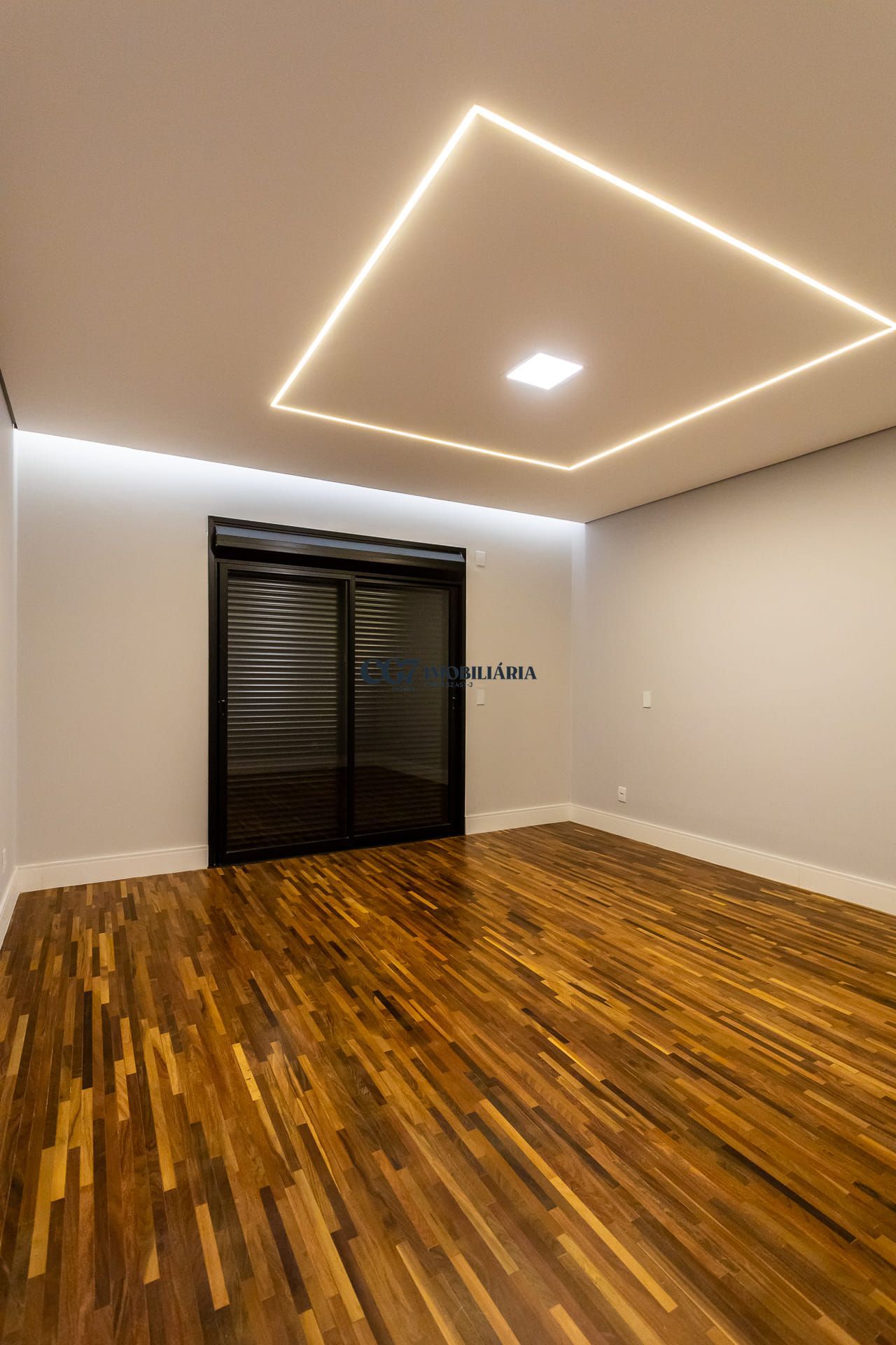 Sobrado à venda com 5 quartos, 392m² - Foto 5