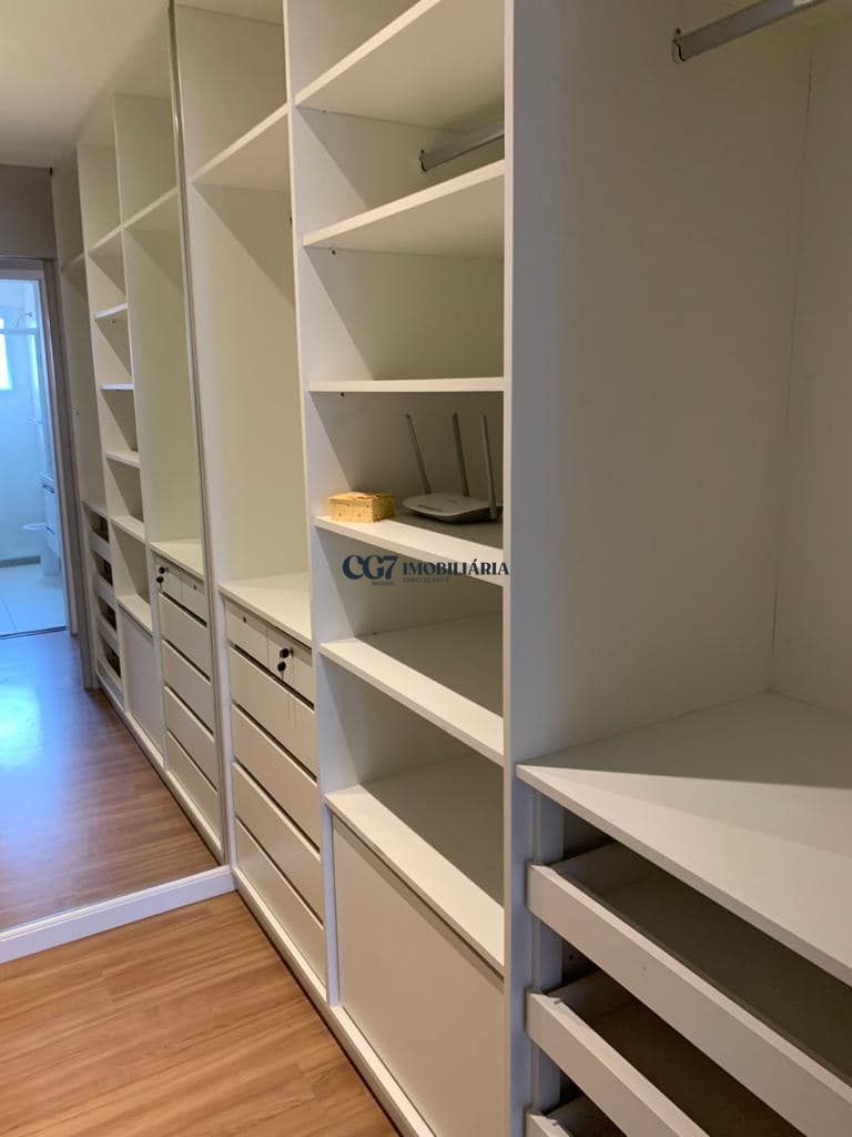 Apartamento à venda com 3 quartos, 150m² - Foto 9