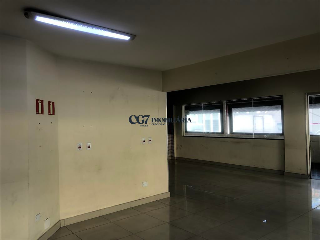 Loja-Salão para alugar com 1 quarto, 126m² - Foto 2