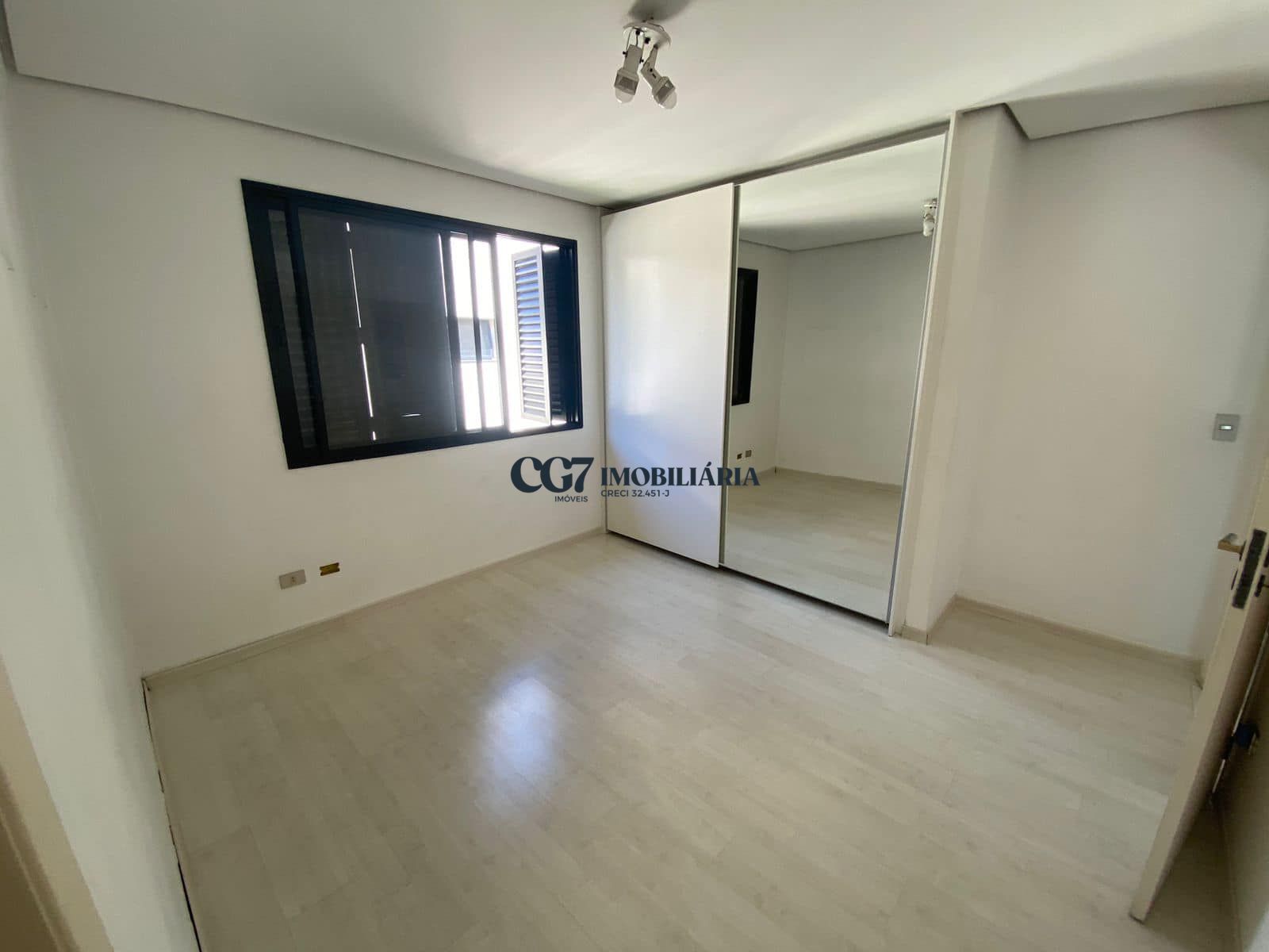 Sobrado à venda com 5 quartos, 400m² - Foto 11