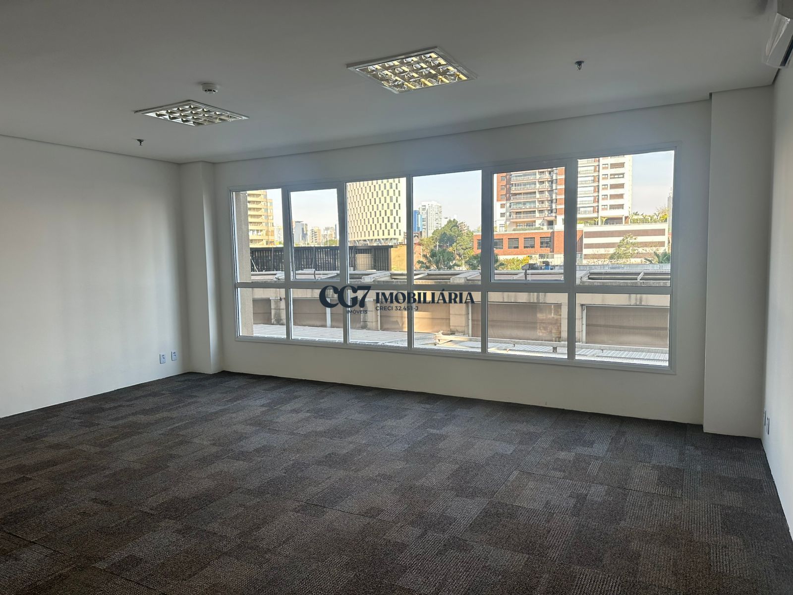 Conjunto Comercial-Sala para alugar com 1 quarto, 55m² - Foto 1