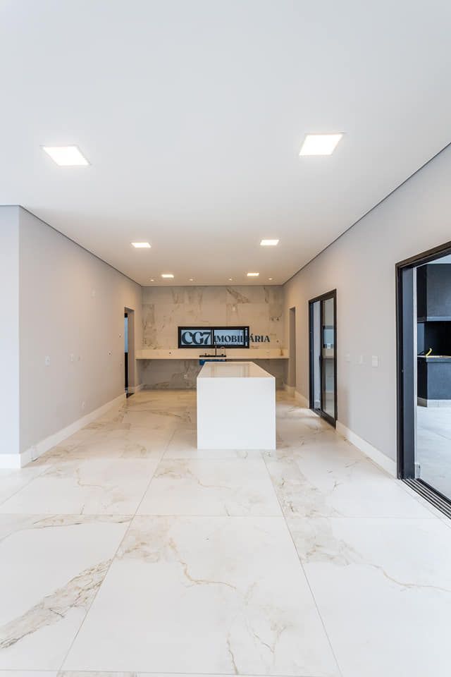 Sobrado à venda com 5 quartos, 392m² - Foto 3