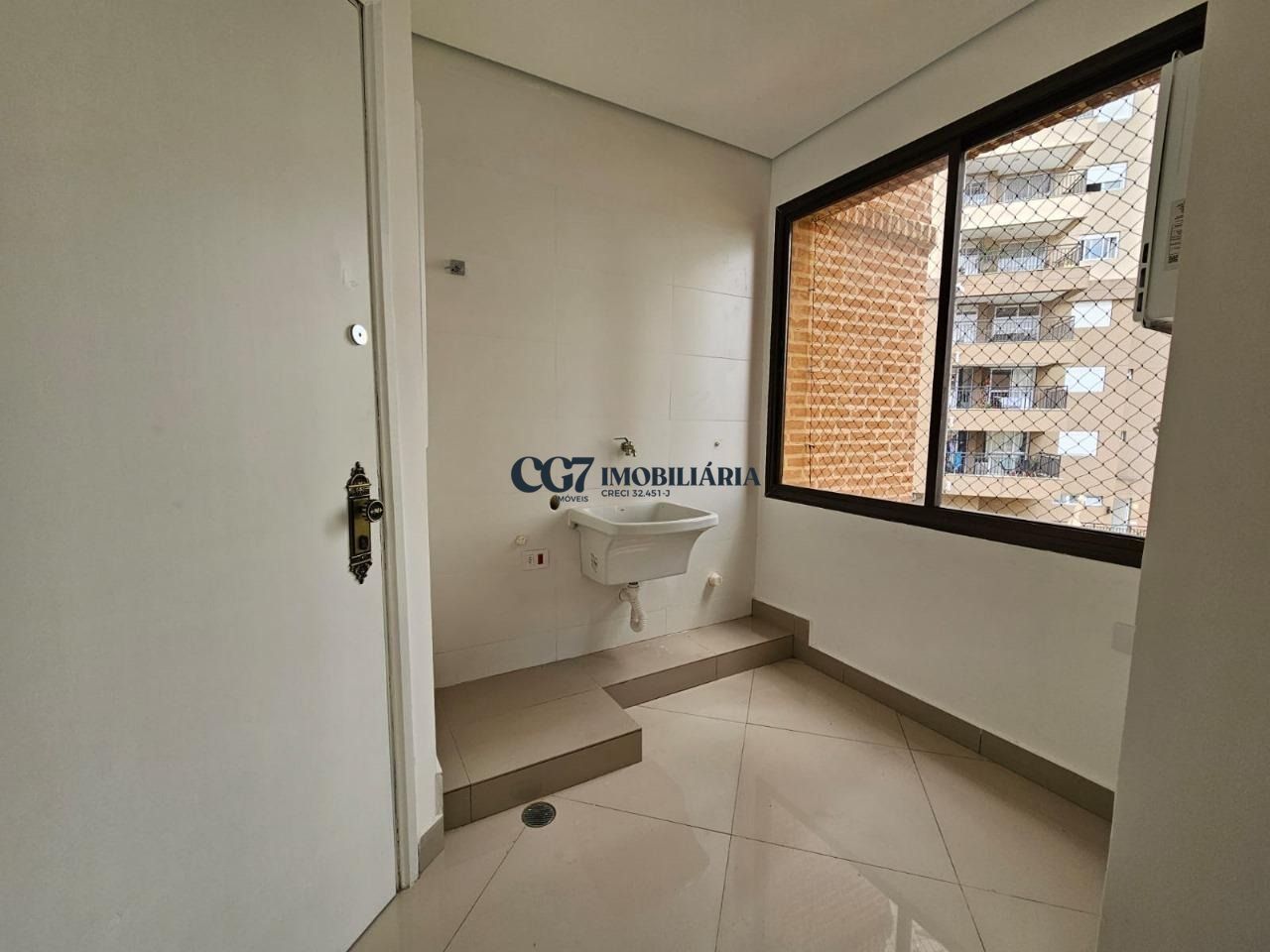 Apartamento para alugar com 3 quartos, 206m² - Foto 18