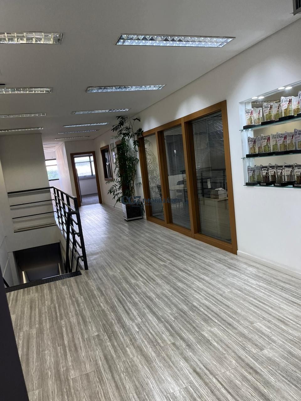 Depósito-Galpão-Armazém à venda com 2 quartos, 1074m² - Foto 2