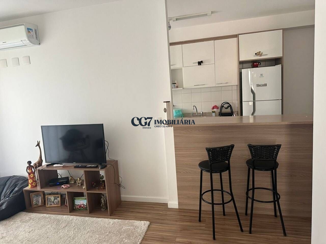 Apartamento à venda com 2 quartos, 65m² - Foto 4