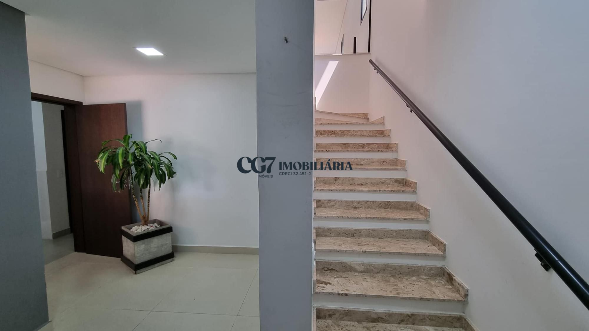 Sobrado à venda com 4 quartos, 180m² - Foto 12