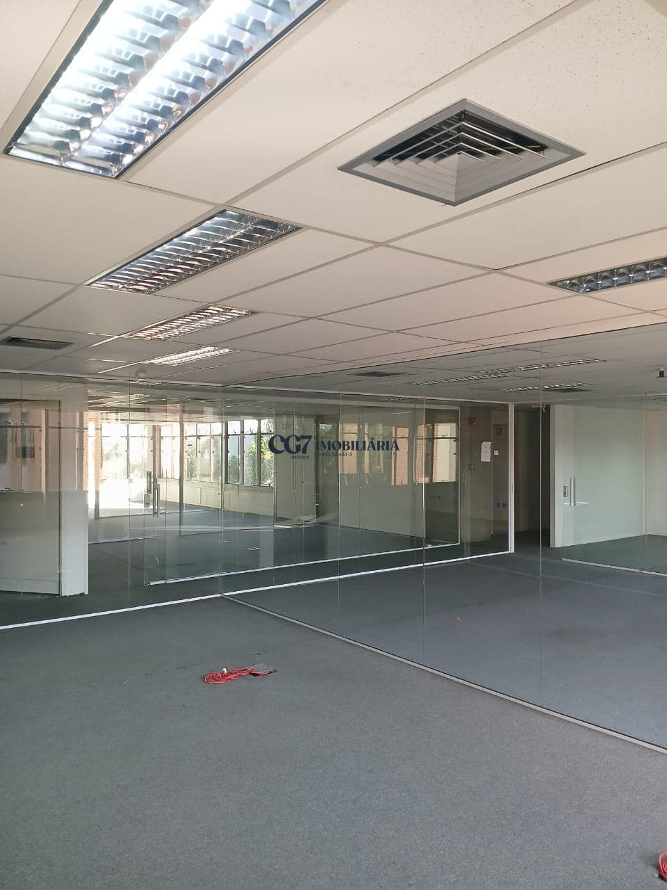 Prédio Inteiro para alugar com 1 quarto, 550m² - Foto 2