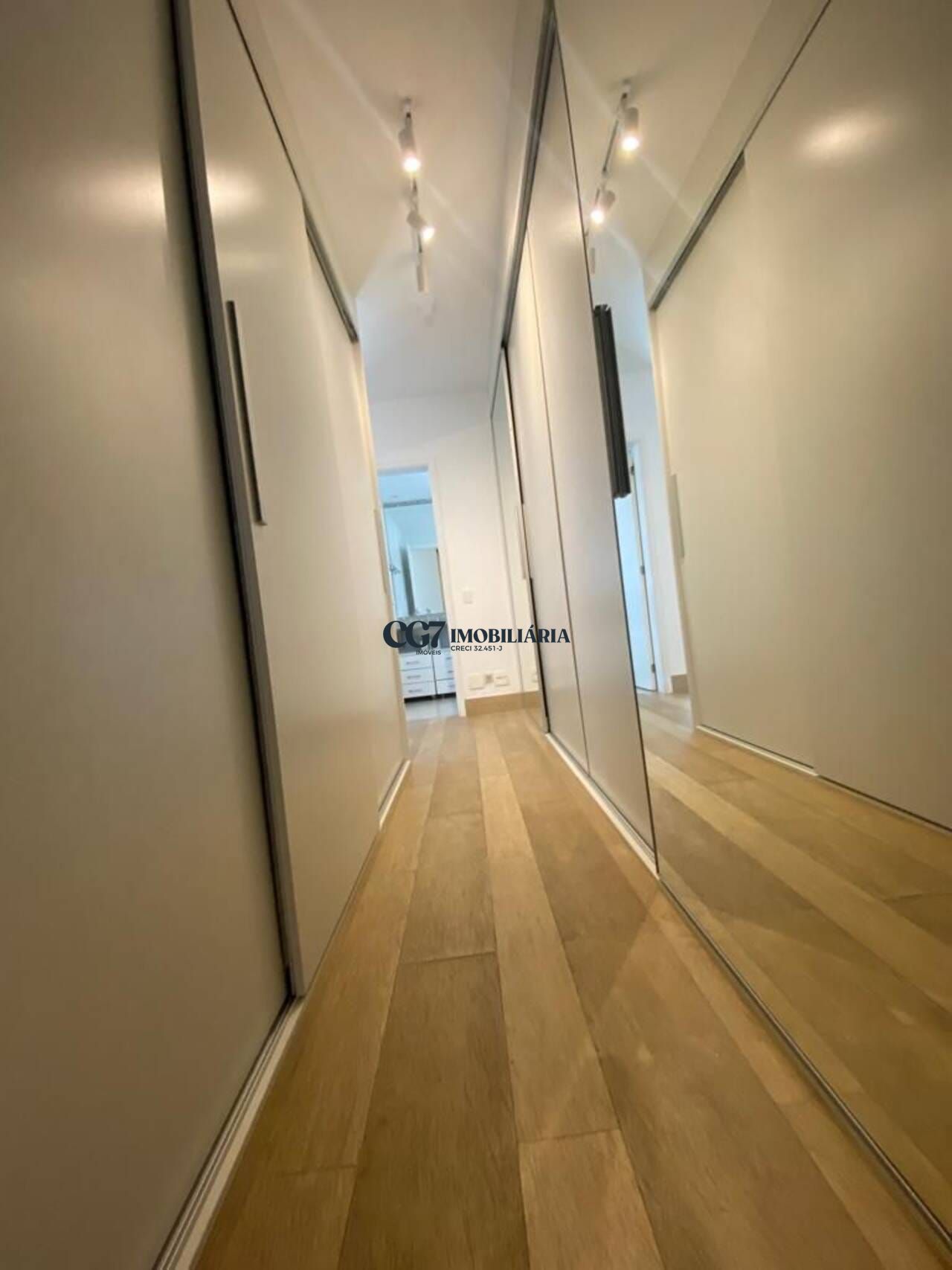 Apartamento à venda com 3 quartos, 201m² - Foto 10