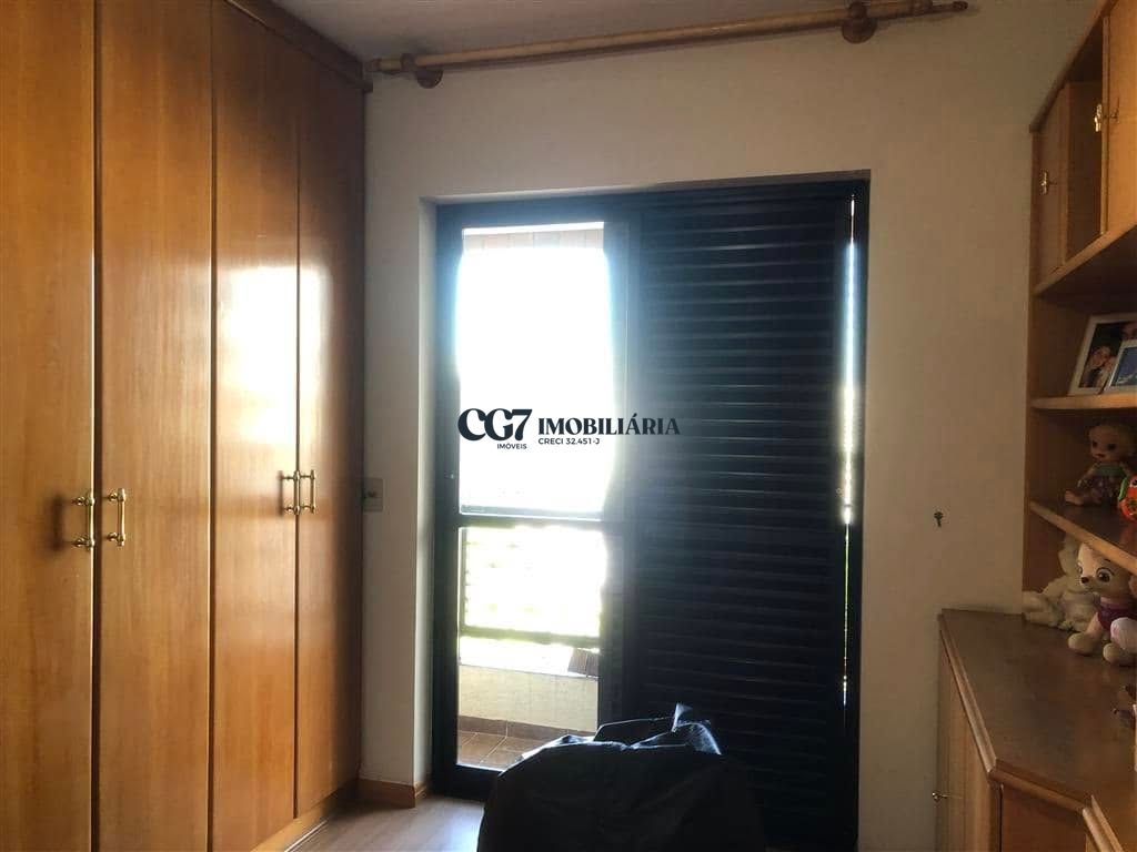 Apartamento para alugar com 3 quartos, 164m² - Foto 15