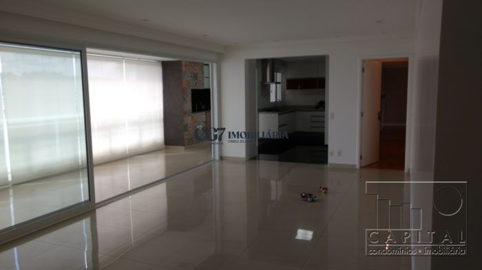 Apartamento para alugar com 3 quartos, 196m² - Foto 2