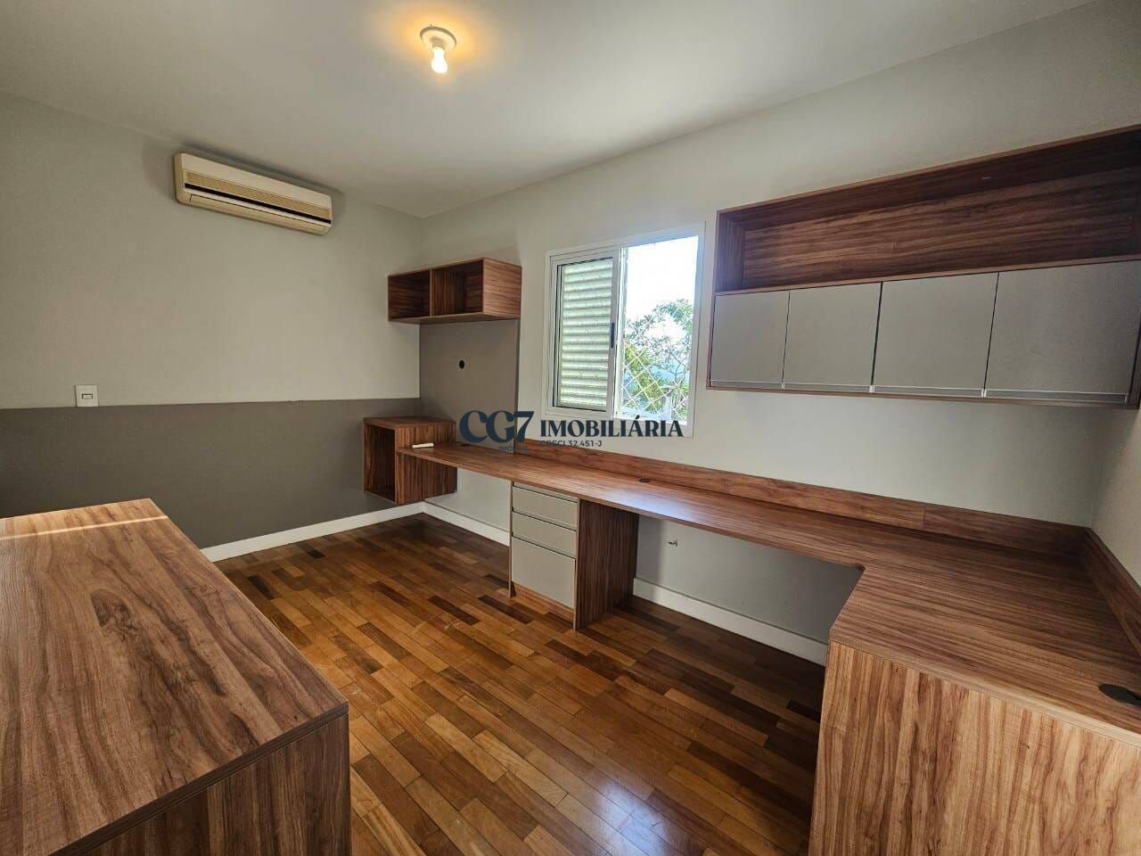 Sobrado à venda com 4 quartos, 390m² - Foto 8