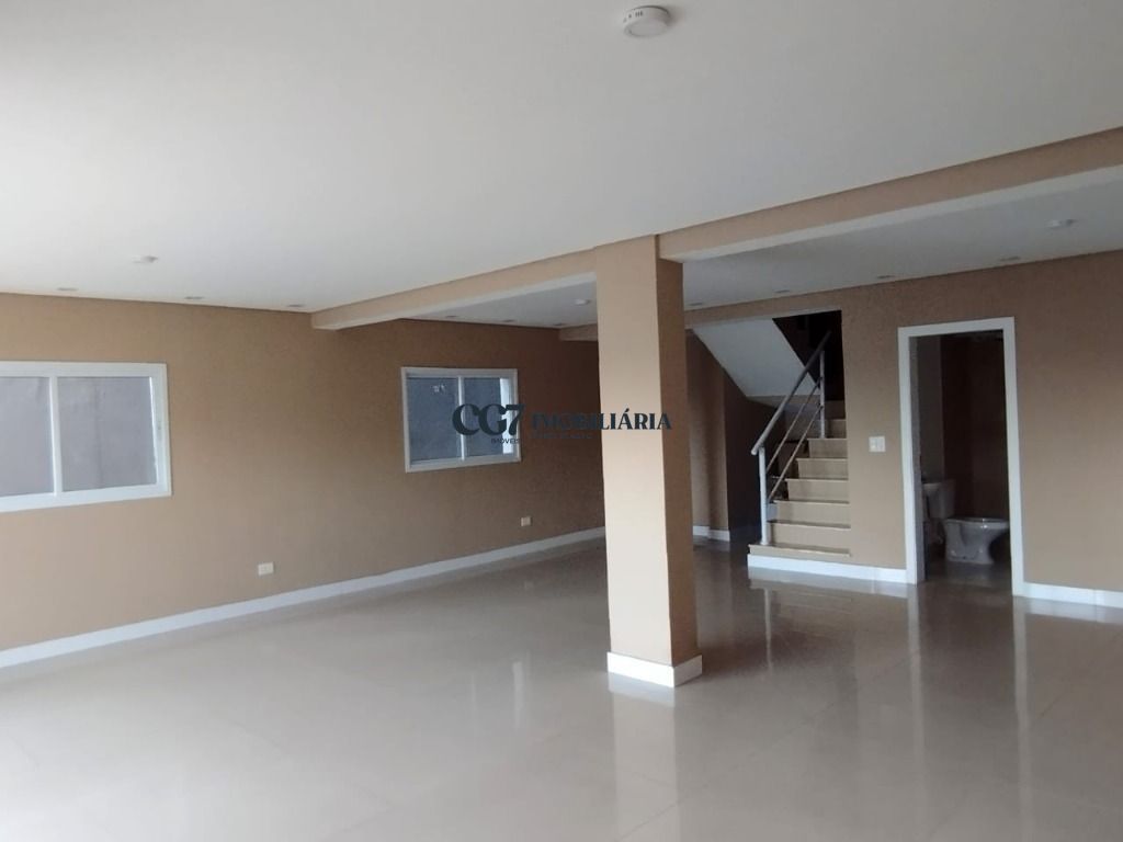 Sobrado à venda com 3 quartos, 215m² - Foto 4