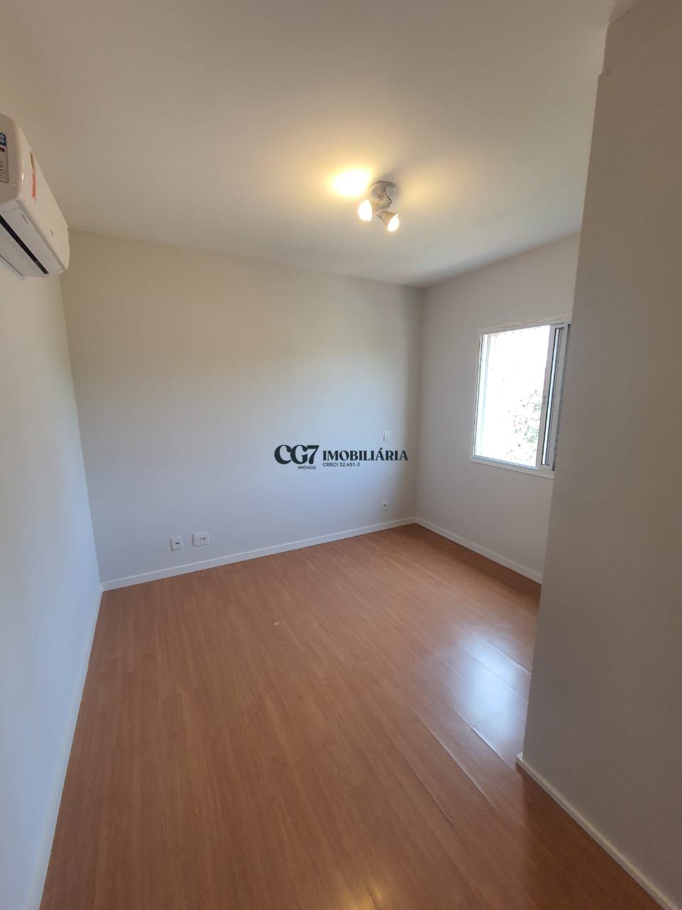 Apartamento à venda com 3 quartos, 107m² - Foto 5