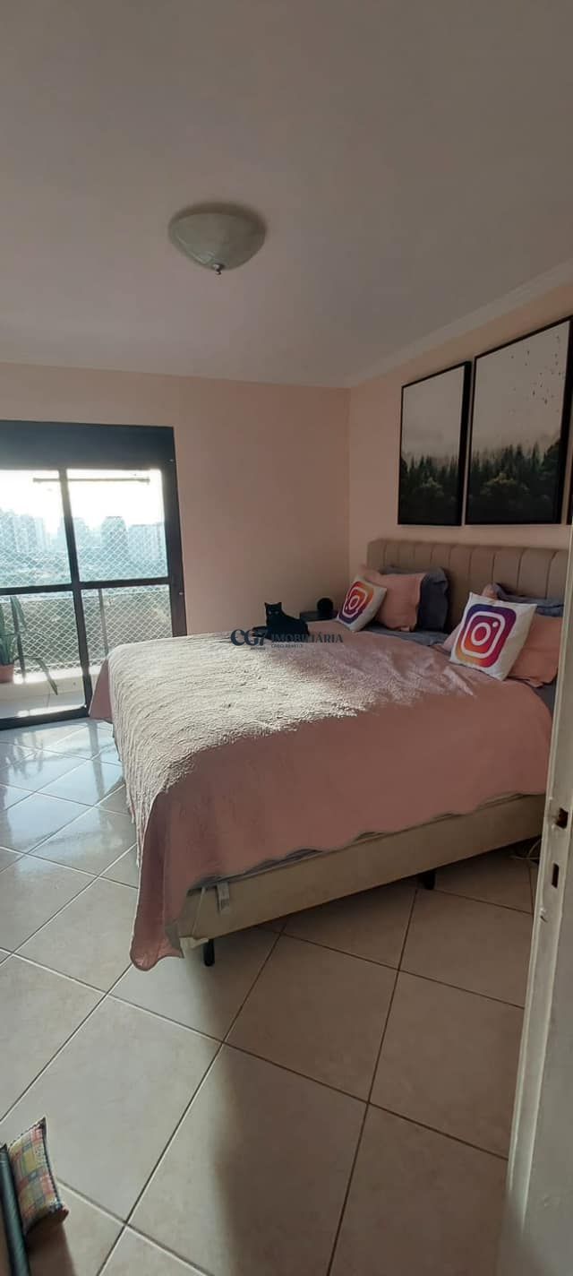 Apartamento para alugar com 3 quartos, 123m² - Foto 6