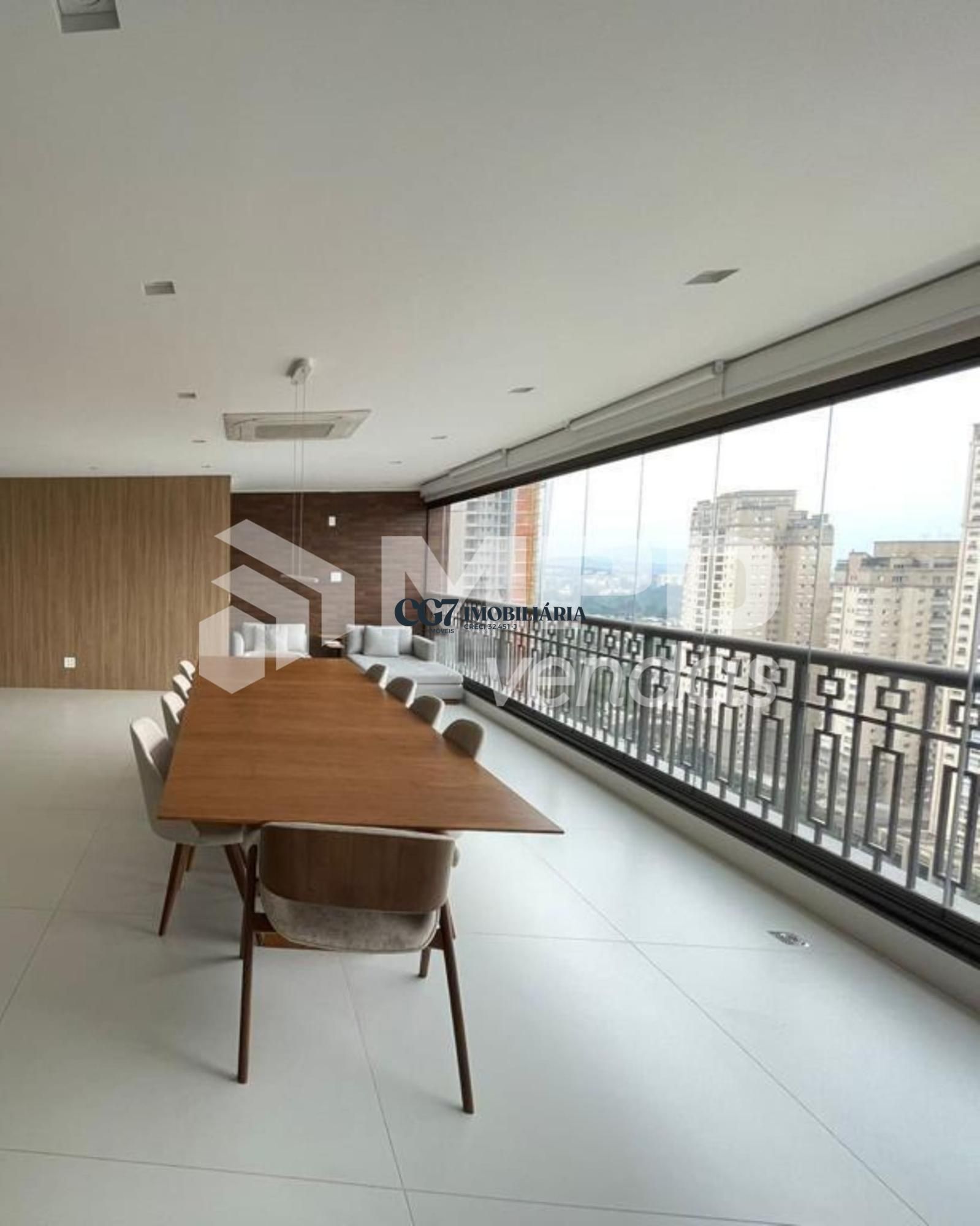 Apartamento à venda com 3 quartos, 228m² - Foto 1