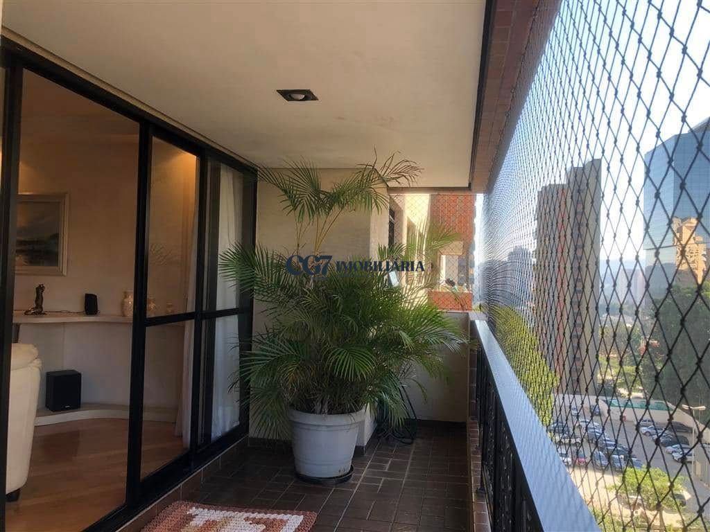 Apartamento para alugar com 3 quartos, 164m² - Foto 2