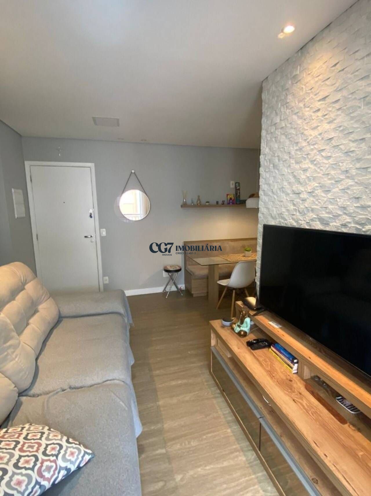 Apartamento à venda com 2 quartos, 63m² - Foto 4