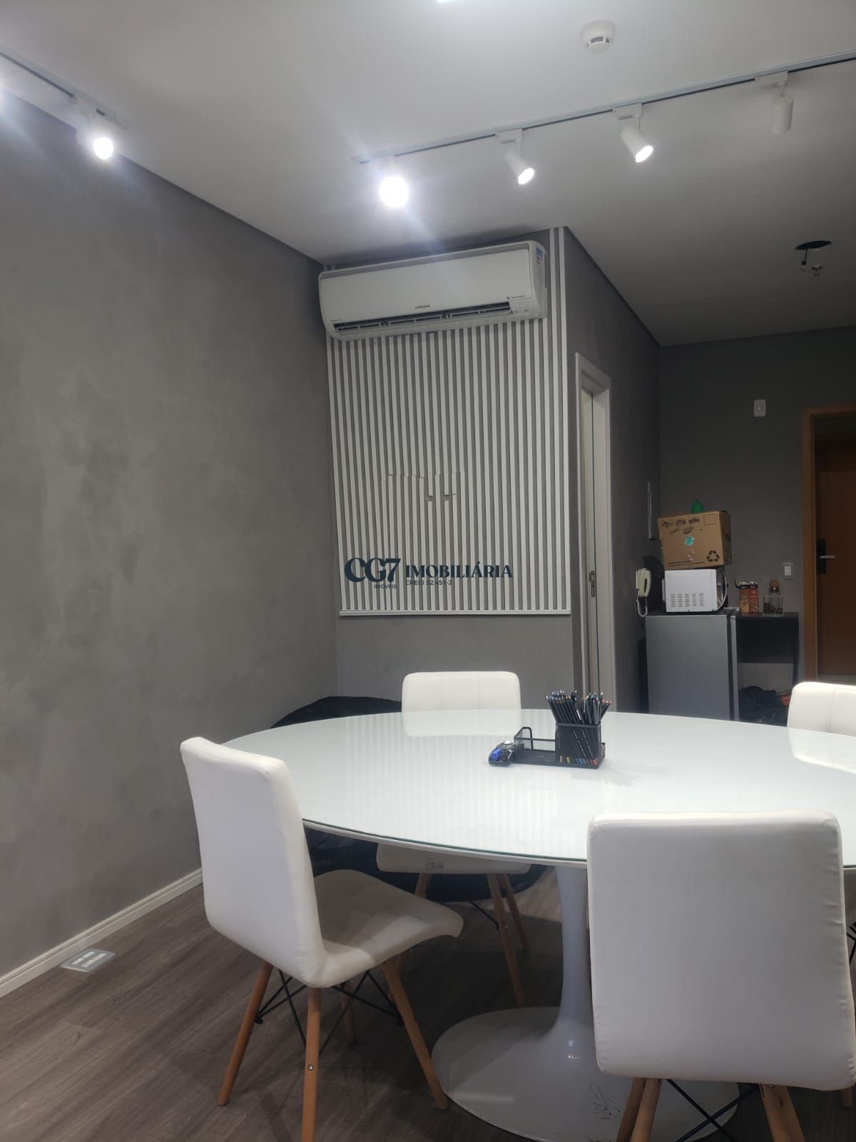 Conjunto Comercial-Sala à venda com 1 quarto, 61m² - Foto 5