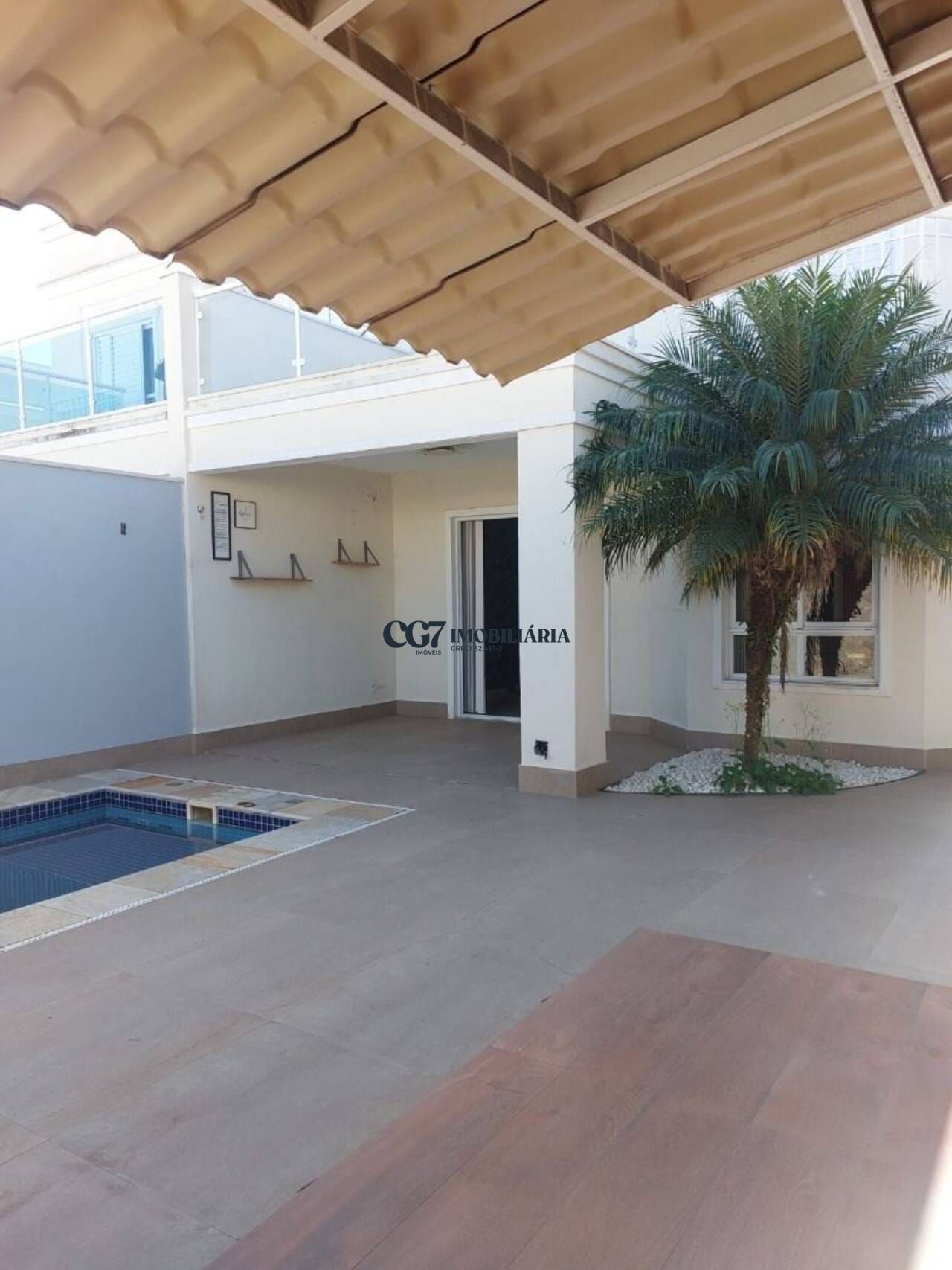 Sobrado à venda com 3 quartos, 160m² - Foto 1