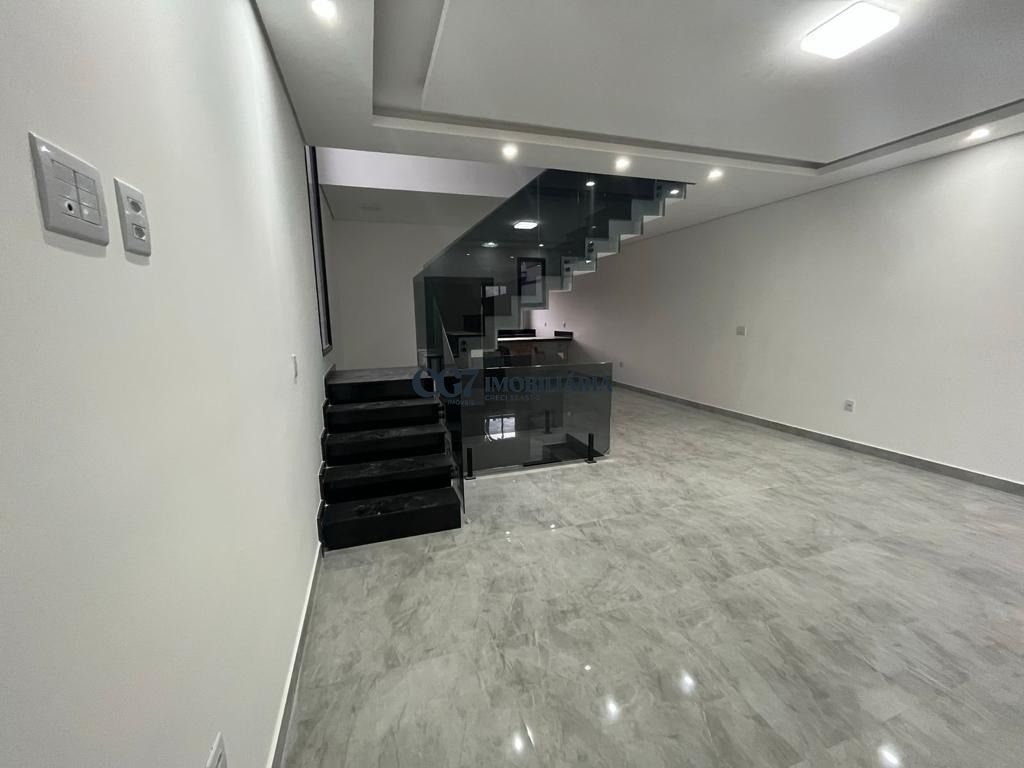 Sobrado à venda com 3 quartos, 210m² - Foto 3