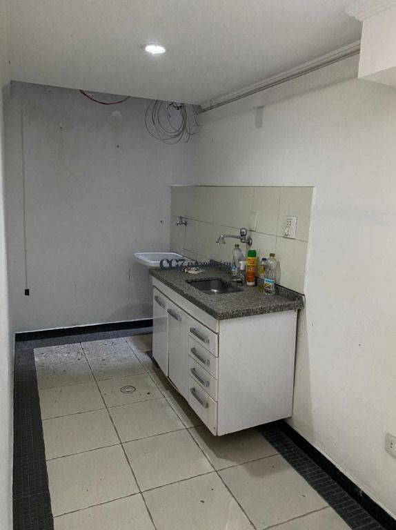 Prédio Inteiro à venda com 3 quartos, 200m² - Foto 15