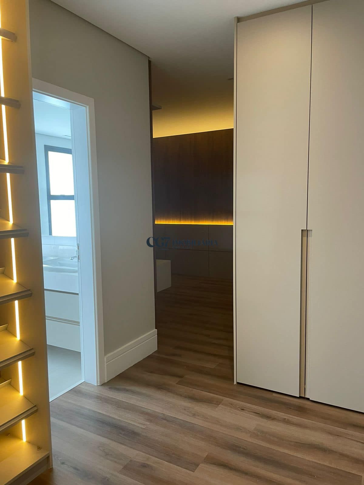 Apartamento à venda com 4 quartos, 281m² - Foto 25