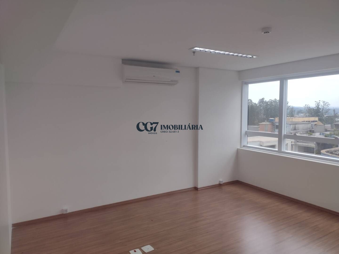 Conjunto Comercial-Sala à venda com 1 quarto, 41m² - Foto 2