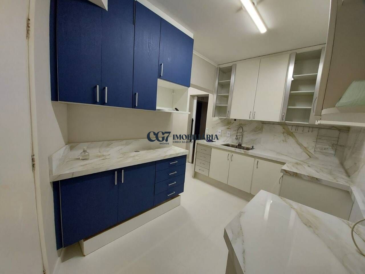 Apartamento à venda com 3 quartos, 117m² - Foto 6