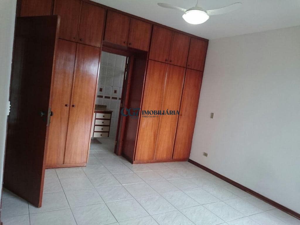 Sobrado à venda e aluguel com 4 quartos, 380m² - Foto 12