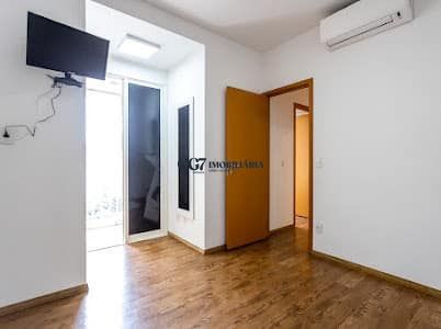 Apartamento à venda com 2 quartos, 72m² - Foto 9