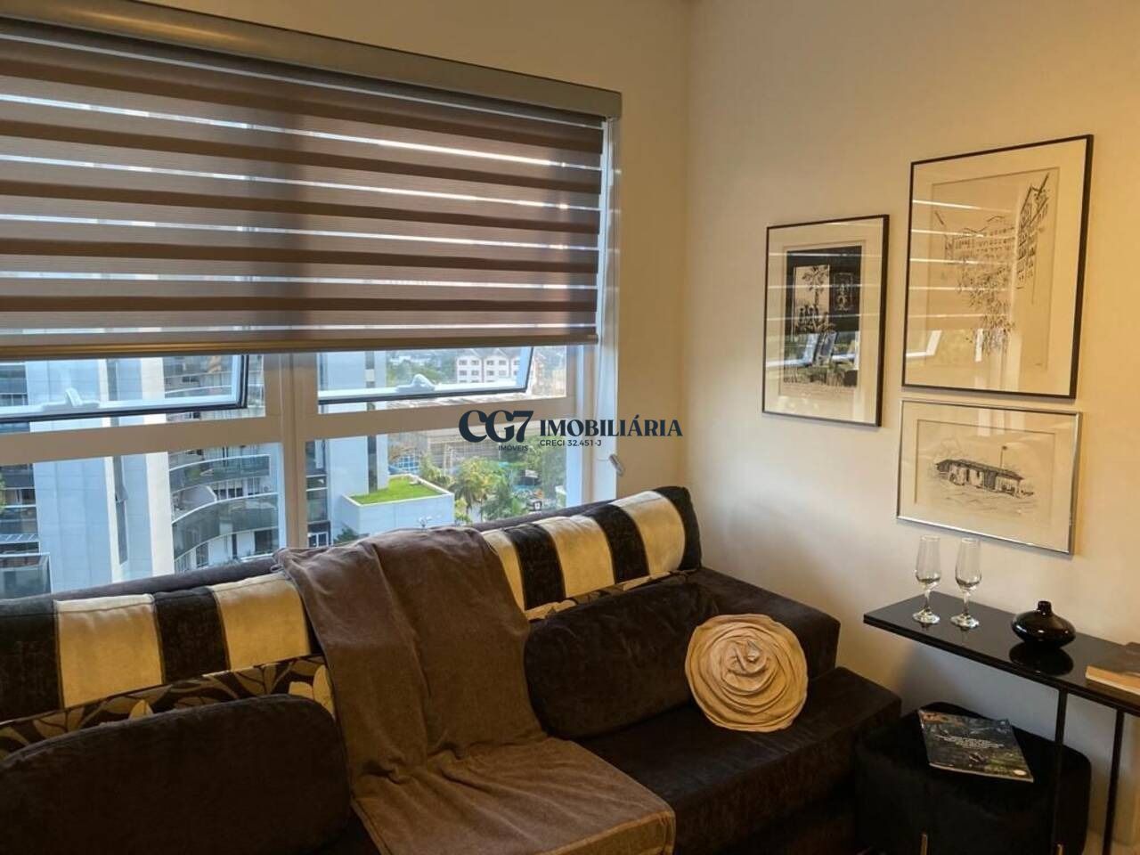 Apartamento à venda com 2 quartos, 67m² - Foto 10